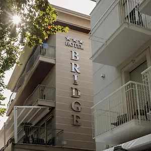 3* Hotel Bridge